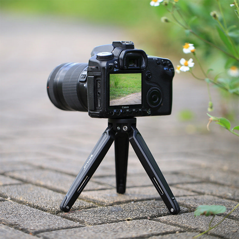 Apple Compatible Metal Mini Desktop Phone Tripod